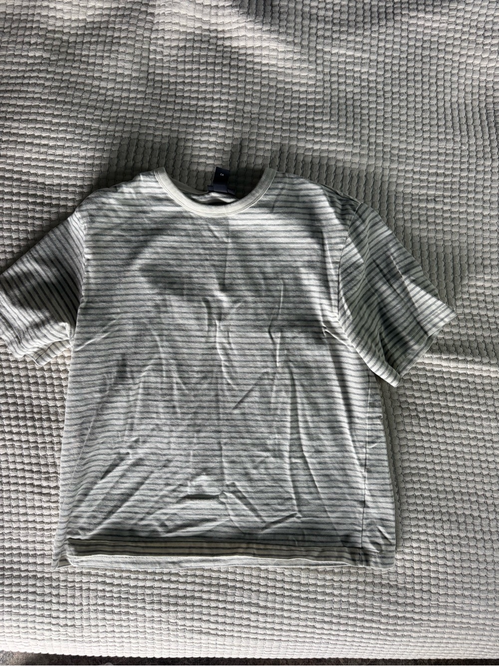 H&M Short Sleeve Striped Crewneck Tee - White and Light Gray